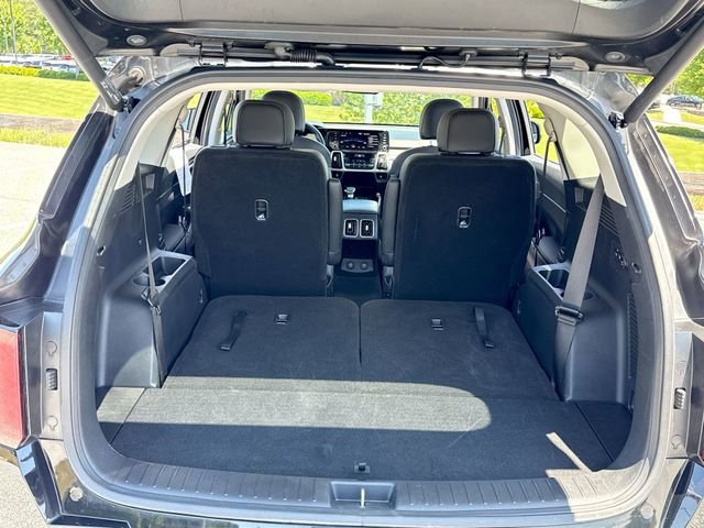 Used 2023 Black Kia EX image 26