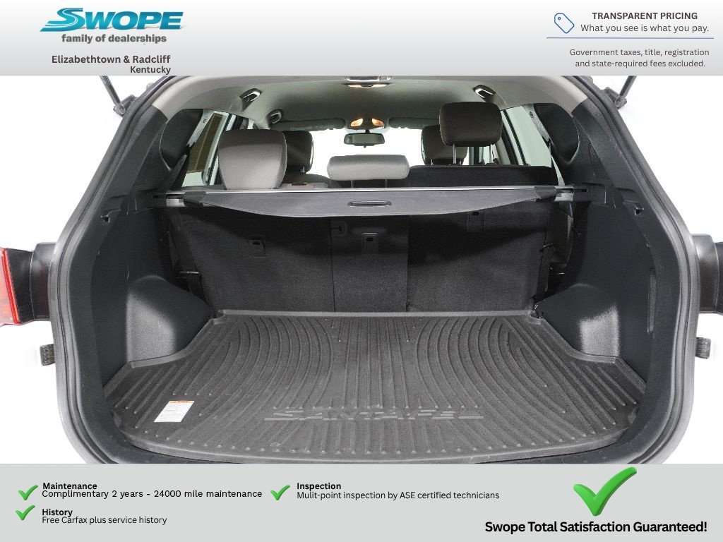 Used 2017 Frost White Pearl Hyundai 2.4L image 25