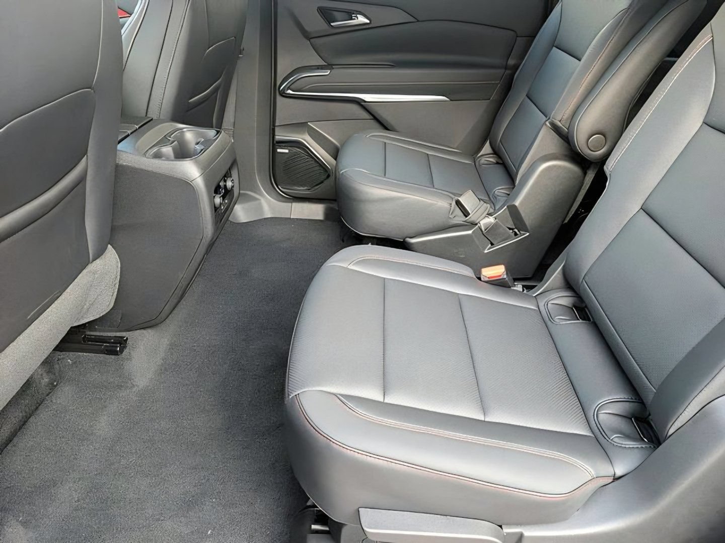 2026 Chevrolet Traverse Z71 - Photo 18