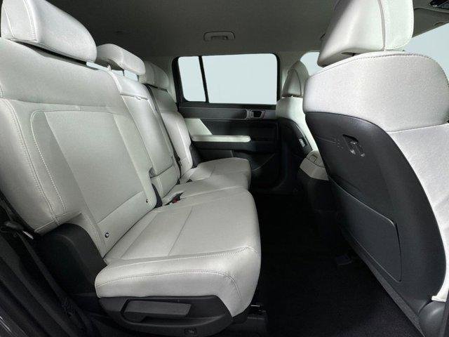 New 2026 Gray Hyundai SE image 13
