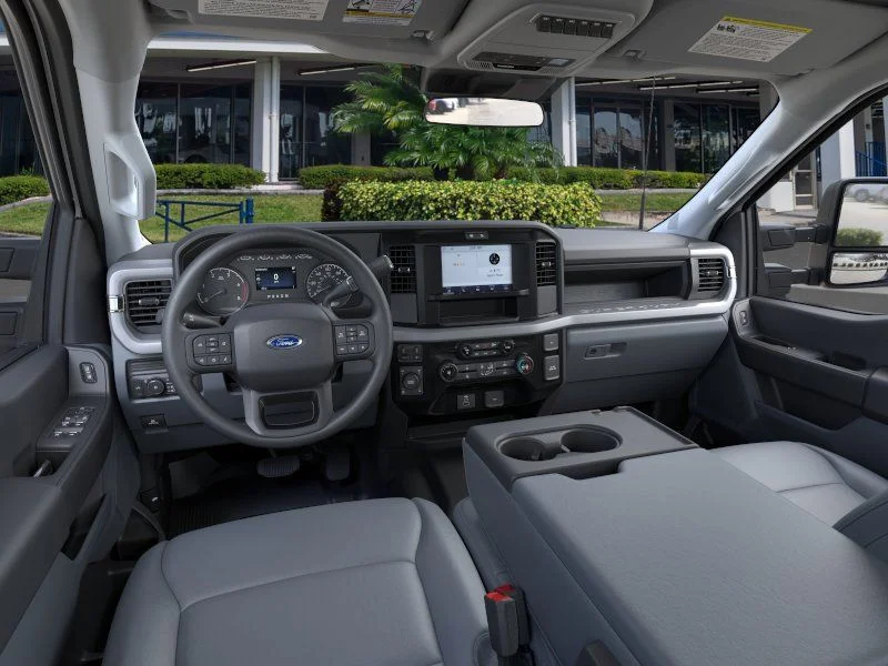 New 2026 Oxford White Ford XL image 9