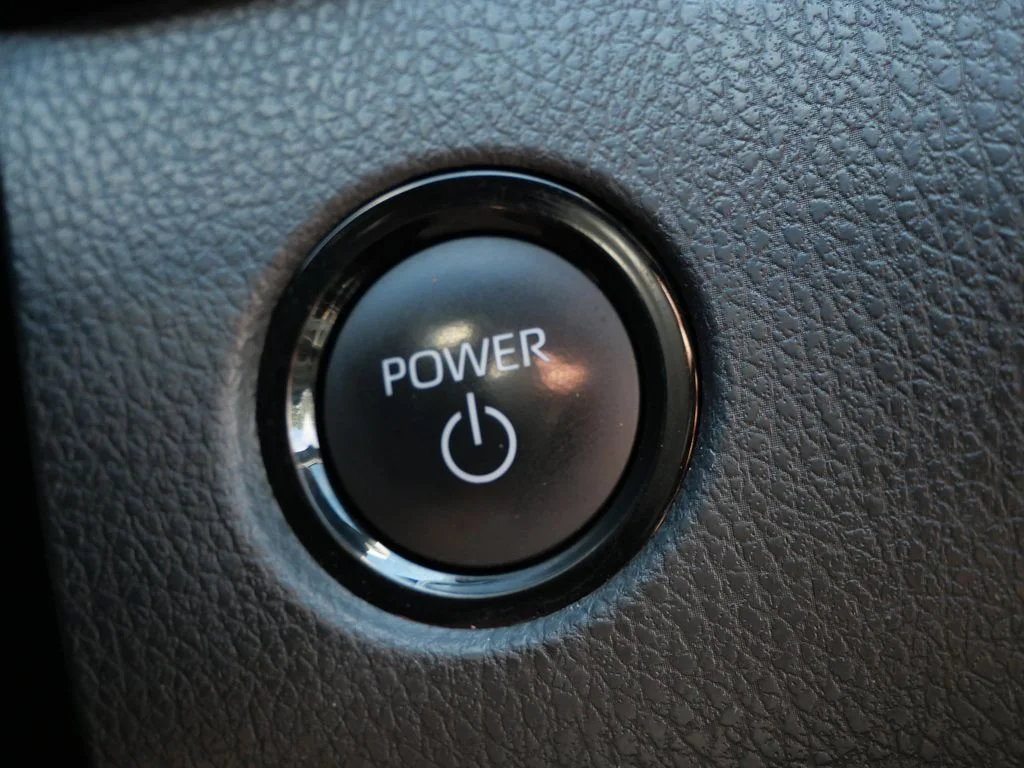 Certified Used 2025  Toyota SE image 21