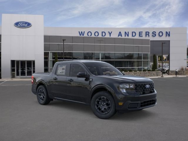 New 2026 Shadow Black Ford XLT image 7
