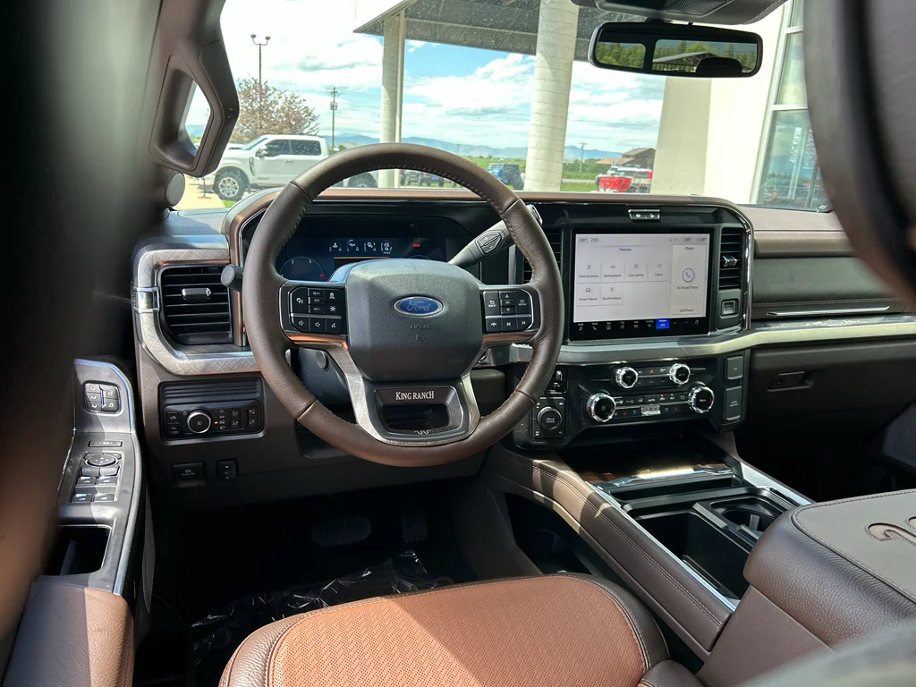 New 2026 Star White Metallic Tri-Coat Ford F-350® King Ranch® image 9
