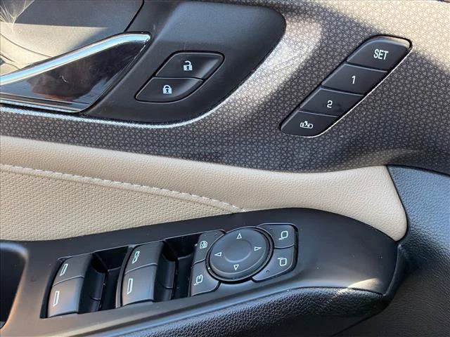 2023 Chevrolet Traverse Premier - Photo 24