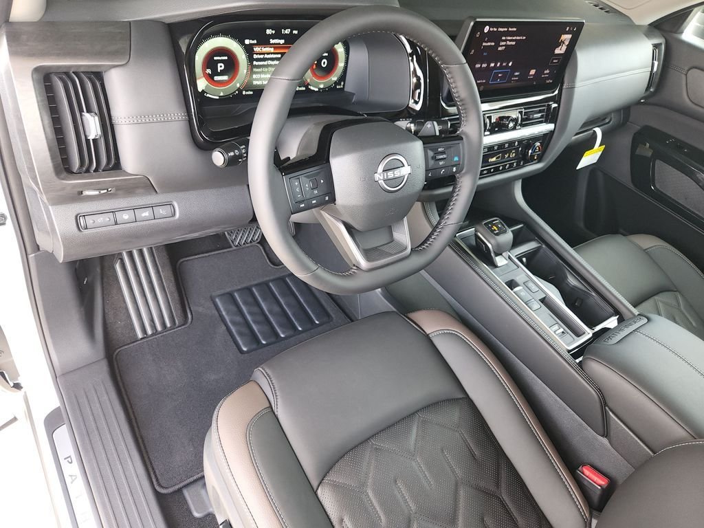 New 2026 Everest White Pearl TriCoat Nissan Platinum image 7