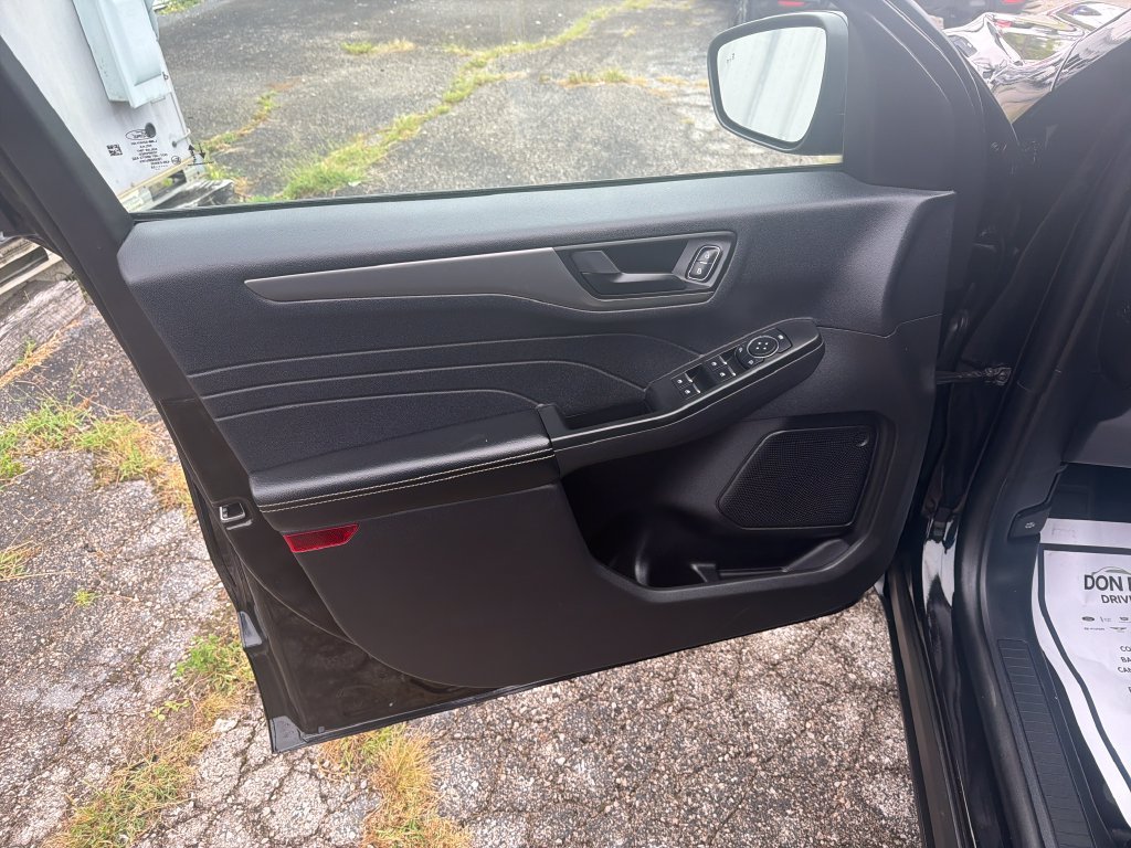 Used 2025 Black Ford Active image 12