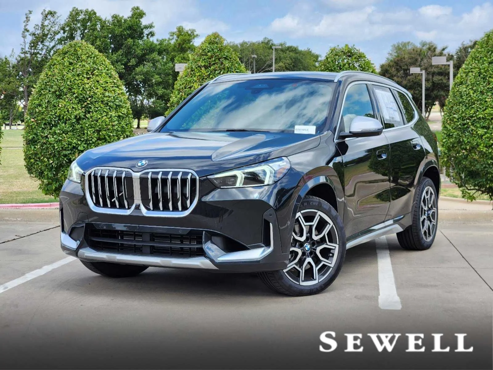 2024 BMW X1 xDrive28i's photo