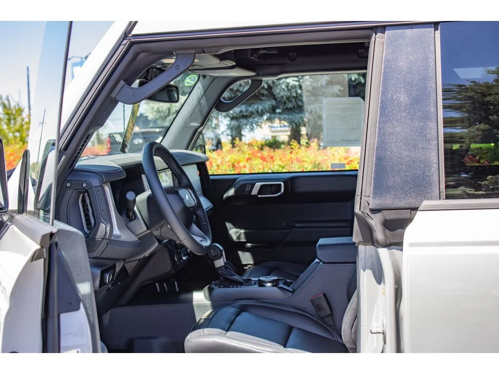 New 2026 AVALANCHE GRAY Ford Outer Banks image 28
