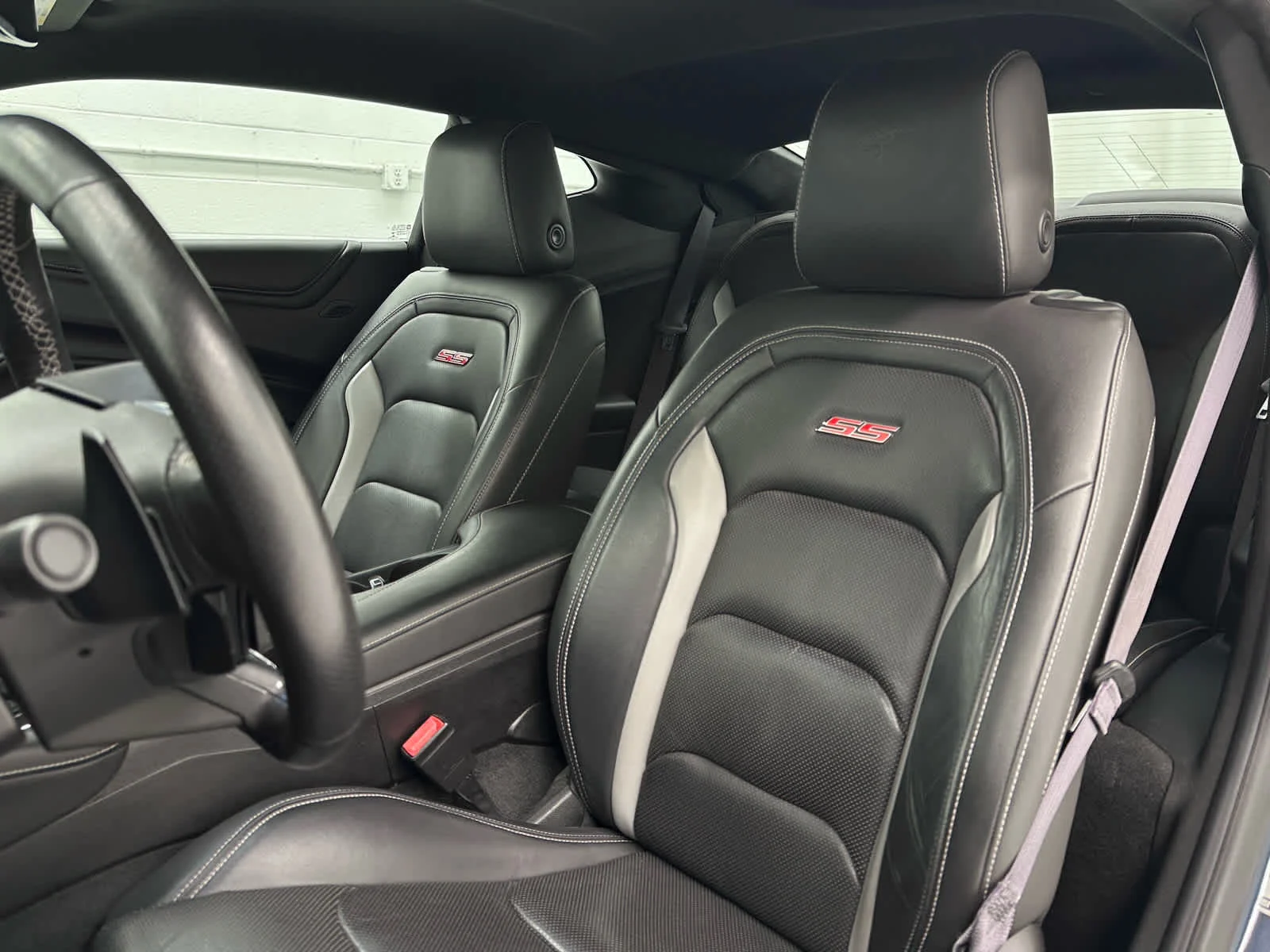 Used 2016 Blue Velvet Metallic Chevrolet 2SS image 13