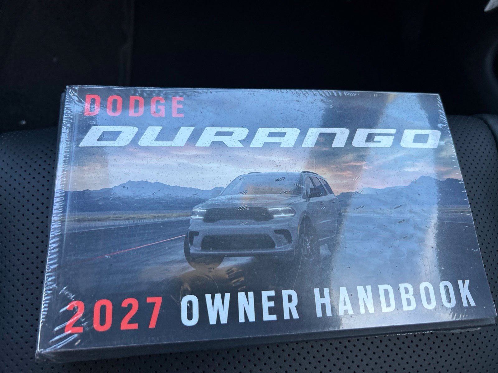 New 2027 White Knuckle Clear-Coat Exterior Paint Dodge GT HEMI image 34