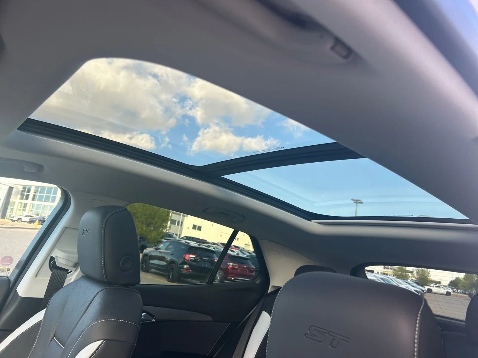 New 2026 Summit White Buick Sport Touring AWD image 18
