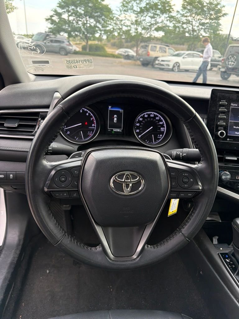 Used 2023 White Toyota SE image 11