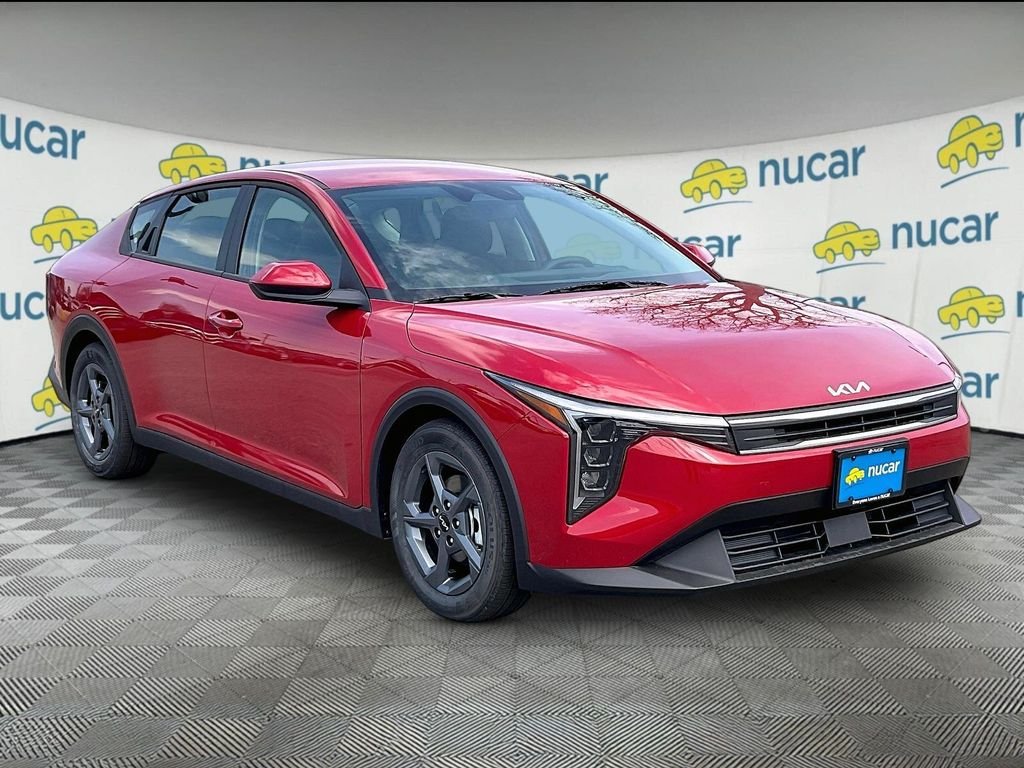 2026 Kia K4 LXS AT's photo