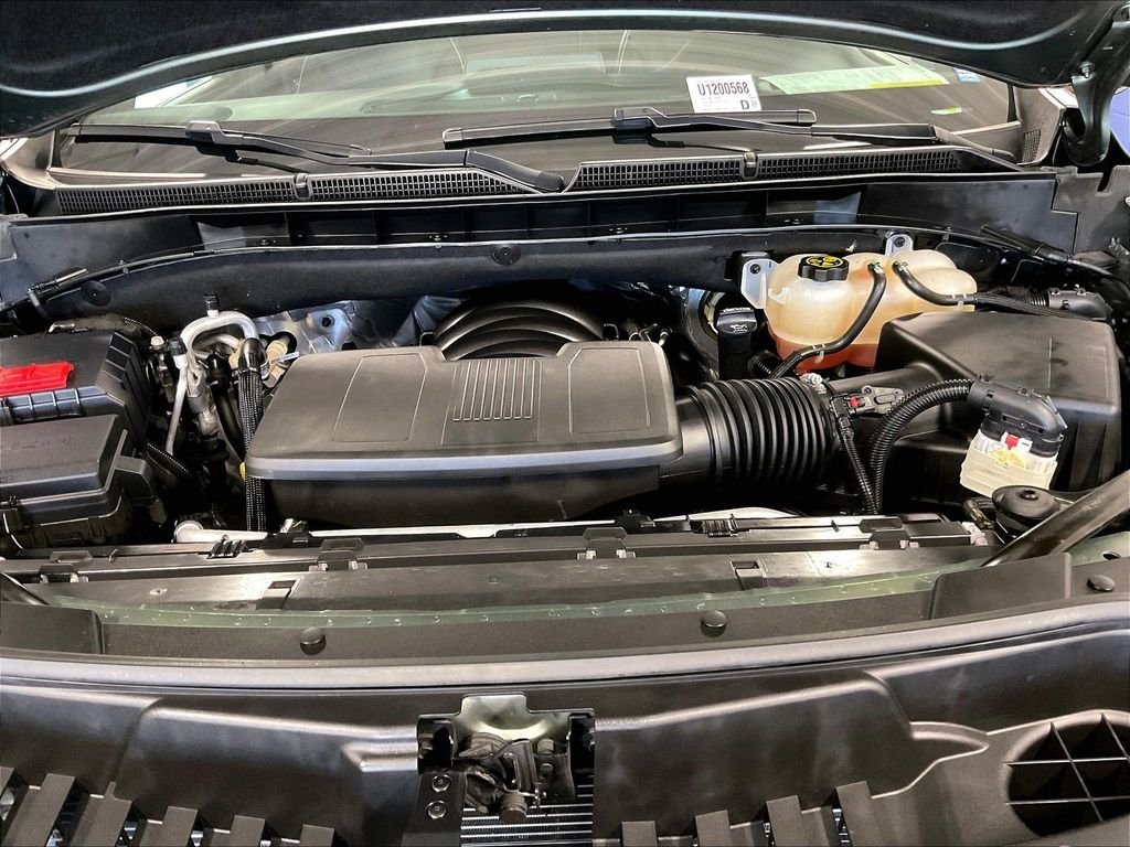 Used 2023 Green GMC SLT image 31