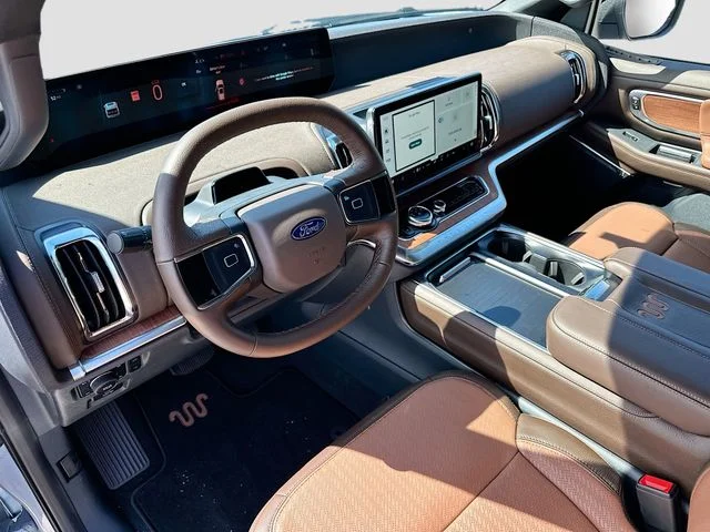 New 2026 Gray Ford King Ranch image 6
