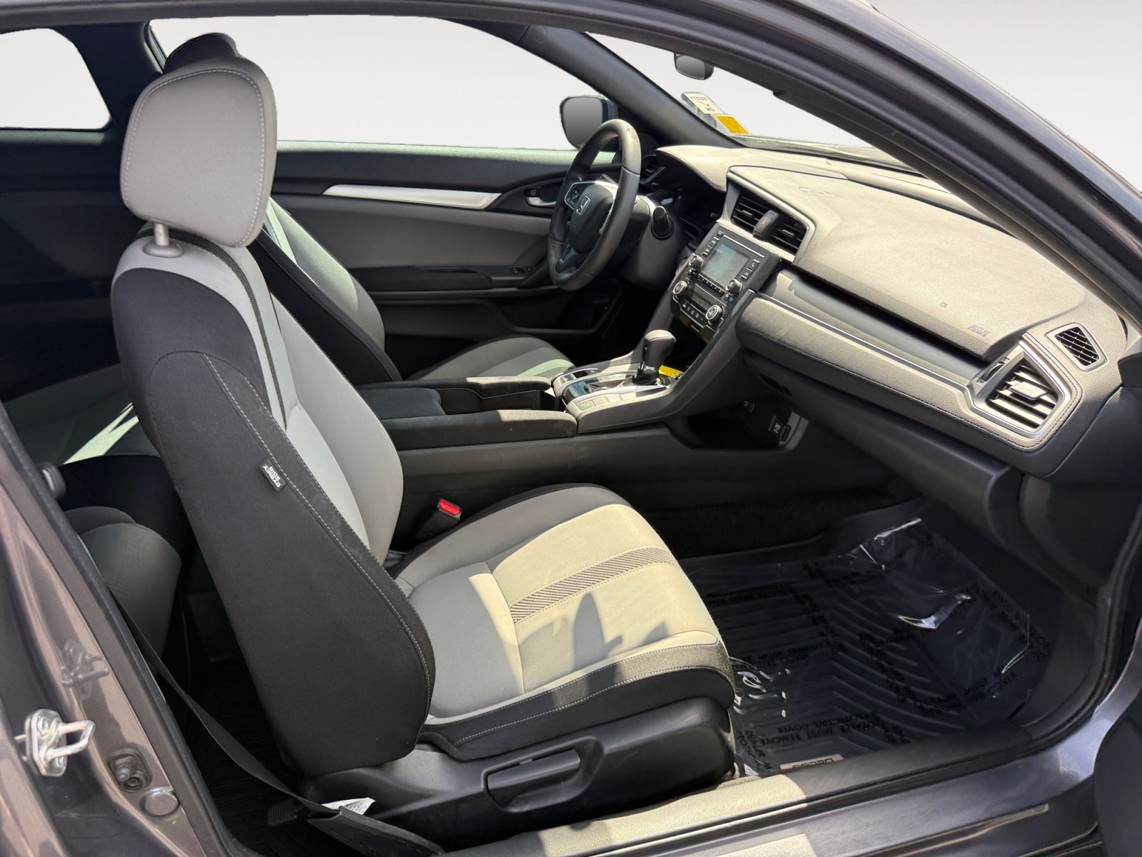 Used 2018 Polished Metal Metallic Honda LX-P image 19