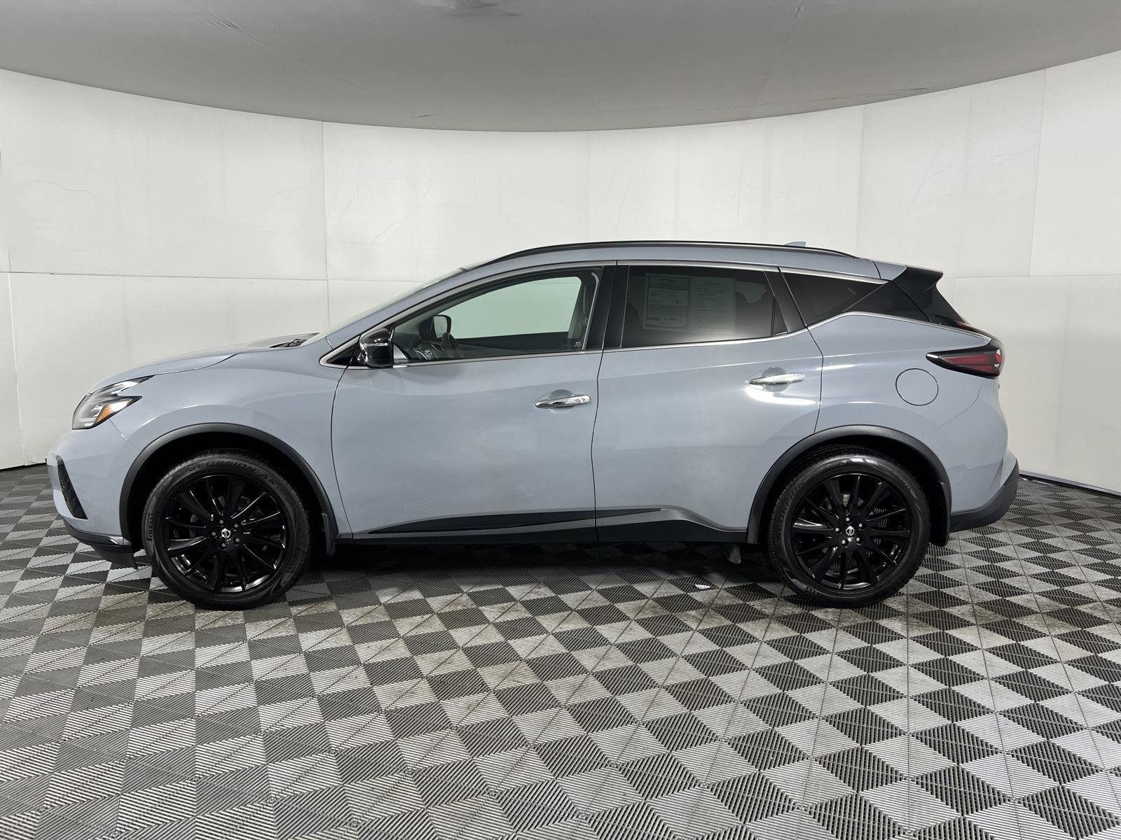 Used 2022 Boulder Gray Pearl Nissan SV image 23