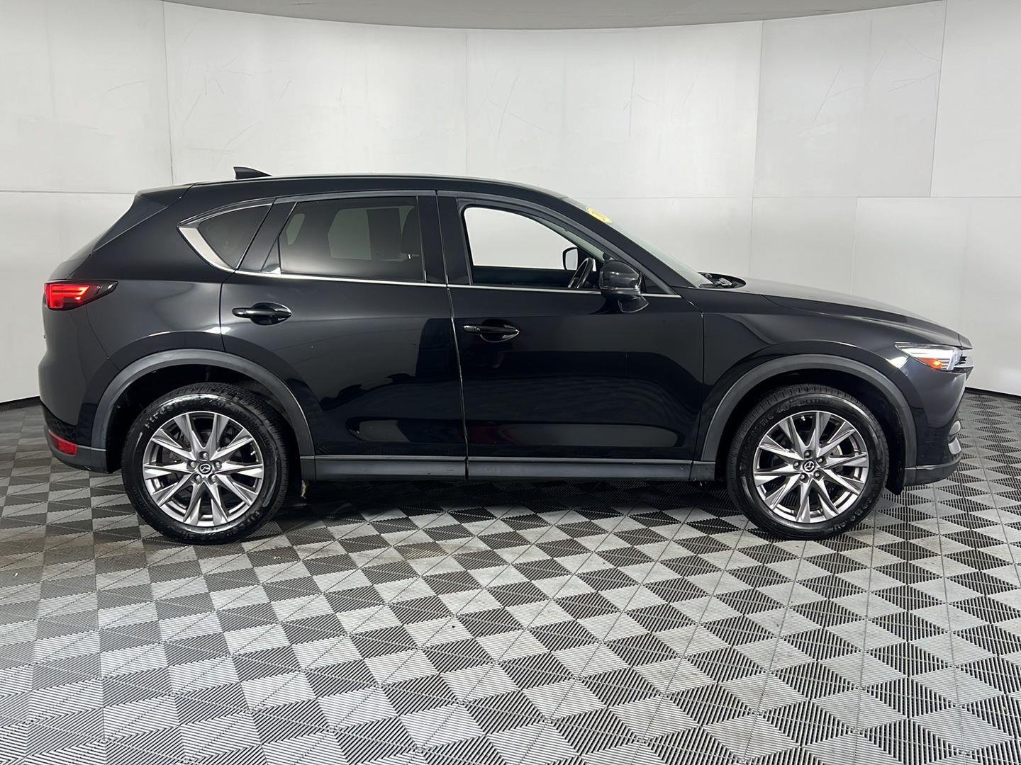 Used 2019 Jet Black Mica Mazda Grand Touring image 14