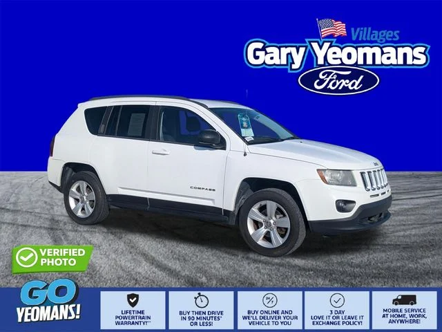 Used 2014 Bright White Clearcoat Jeep Sport image 1