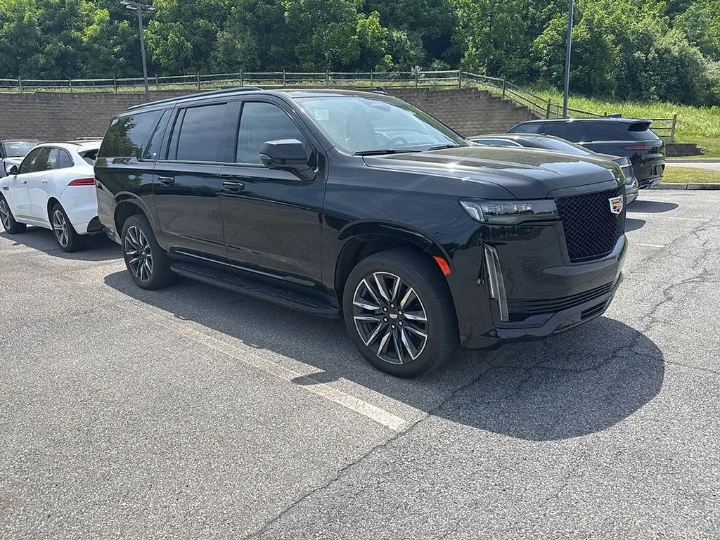 2023 Cadillac Escalade ESV 4WD Sport's photo