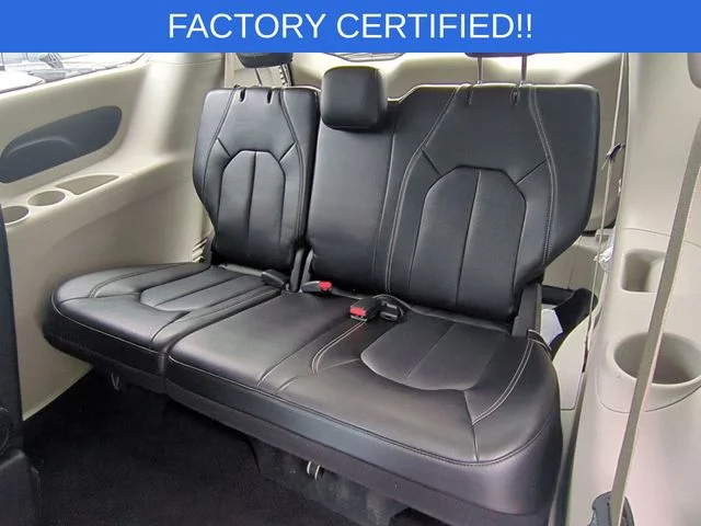 Used 2024 Silver Chrysler Touring L image 28