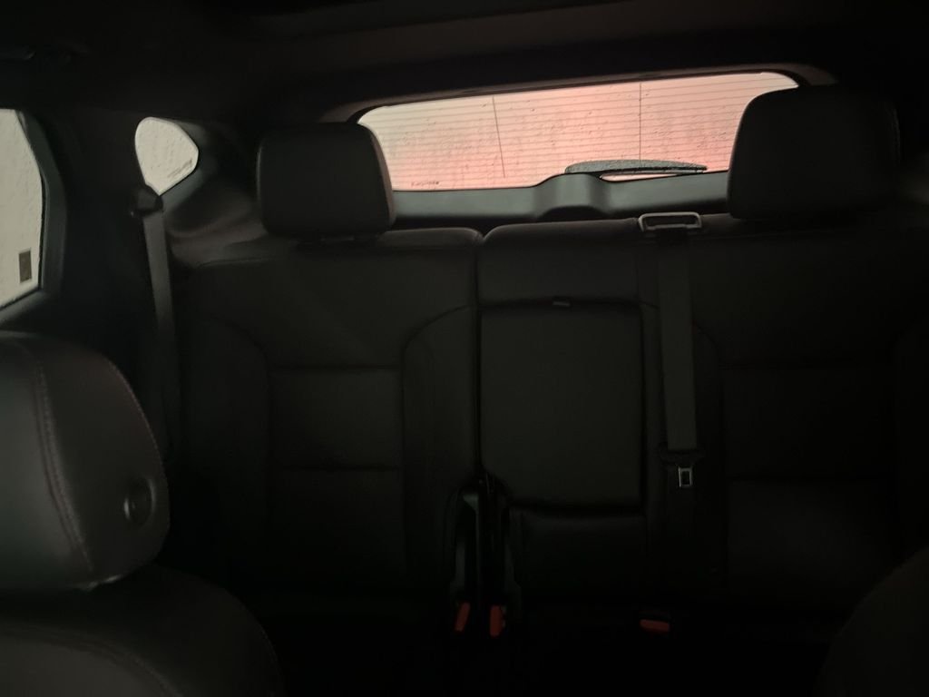Used 2022 Red Chevrolet RS image 27