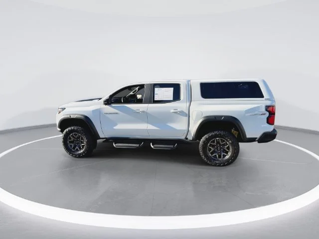 Used 2025 White Chevrolet ZR2 image 6