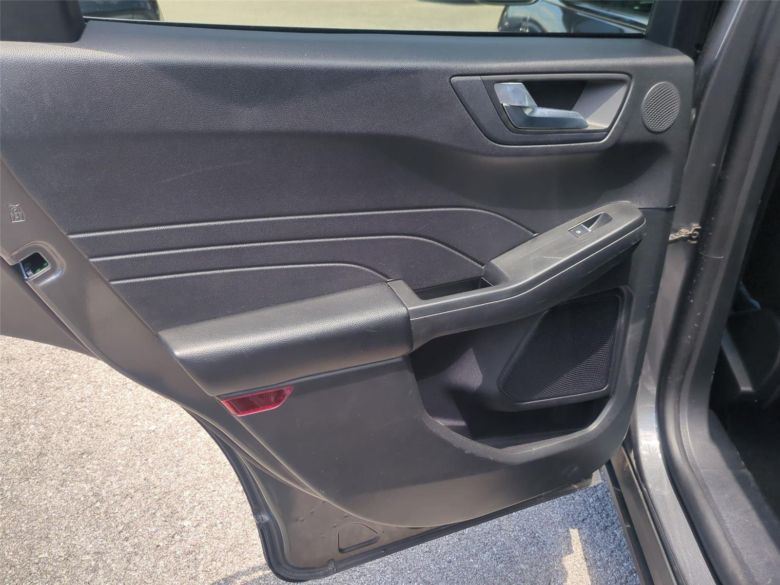 Used 2022 Carbonized Gray Metallic Ford Titanium image 33