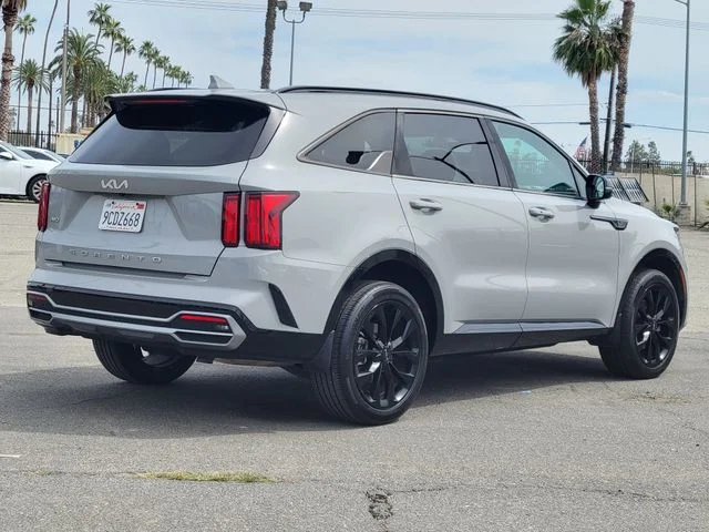 Certified Used 2022 Gray Kia SX image 4