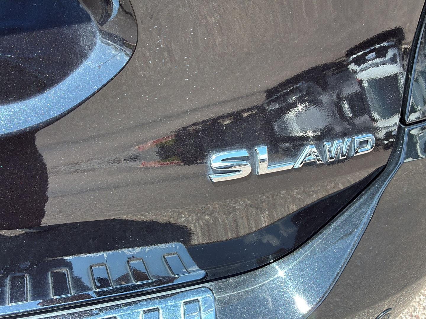 Used 2020 Magnetic Black Pearl Nissan SL image 8