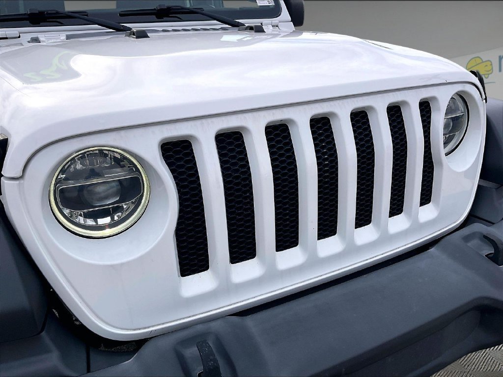 Used 2022 Bright White Clearcoat Jeep Unlimited Sport S image 26