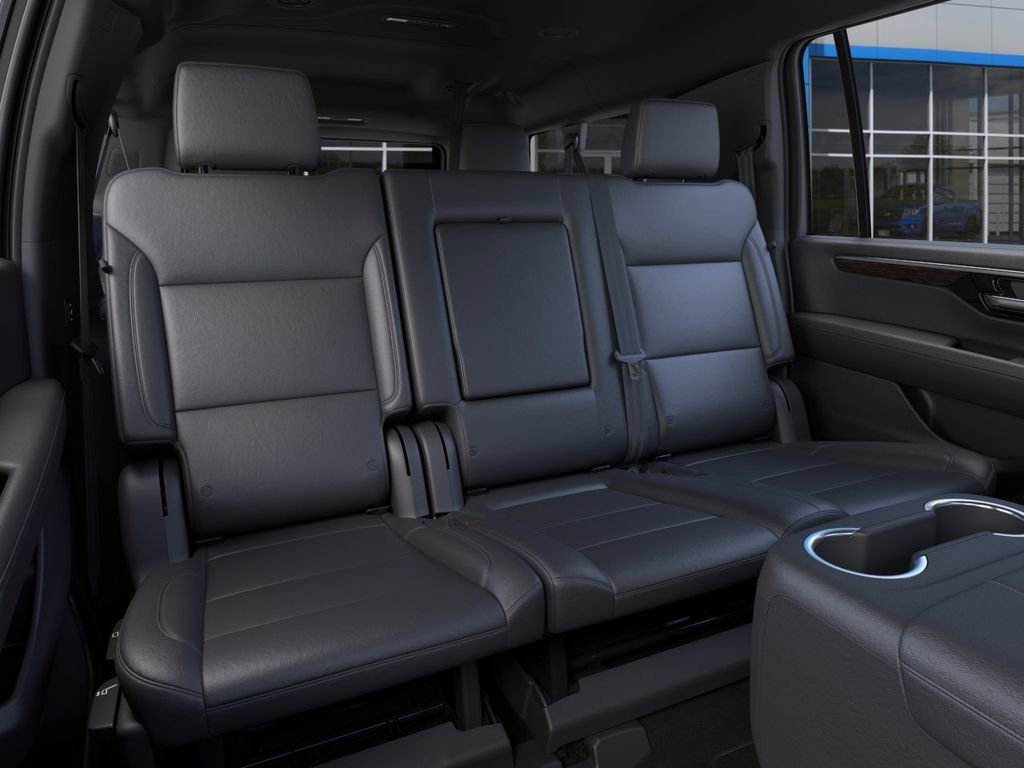 2026 Chevrolet Suburban LT - Photo 19