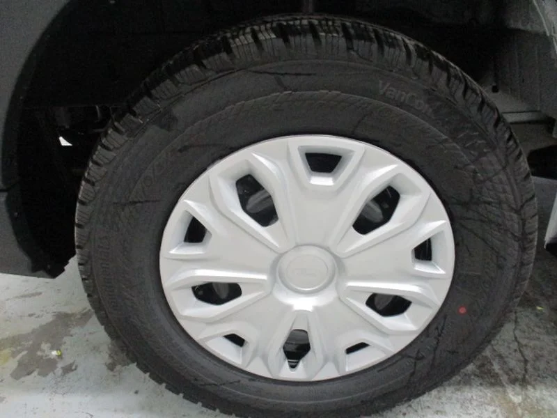 New 2023 OXFORD WHITE Ford Base image 9