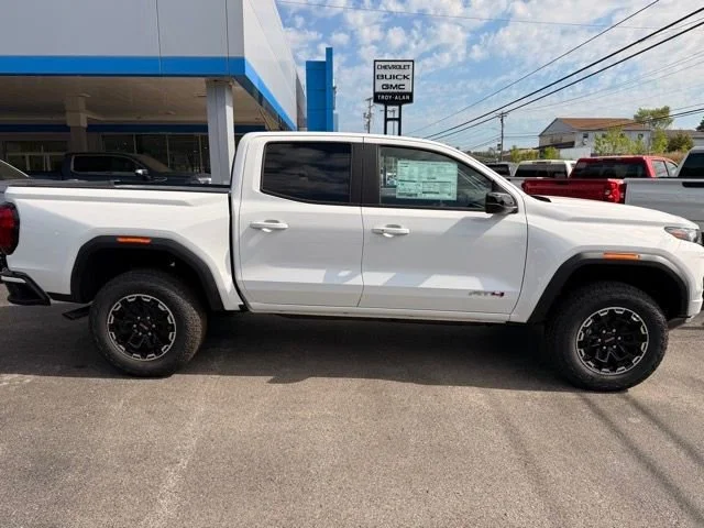 2026 GMC Canyon AT4 - Photo 7