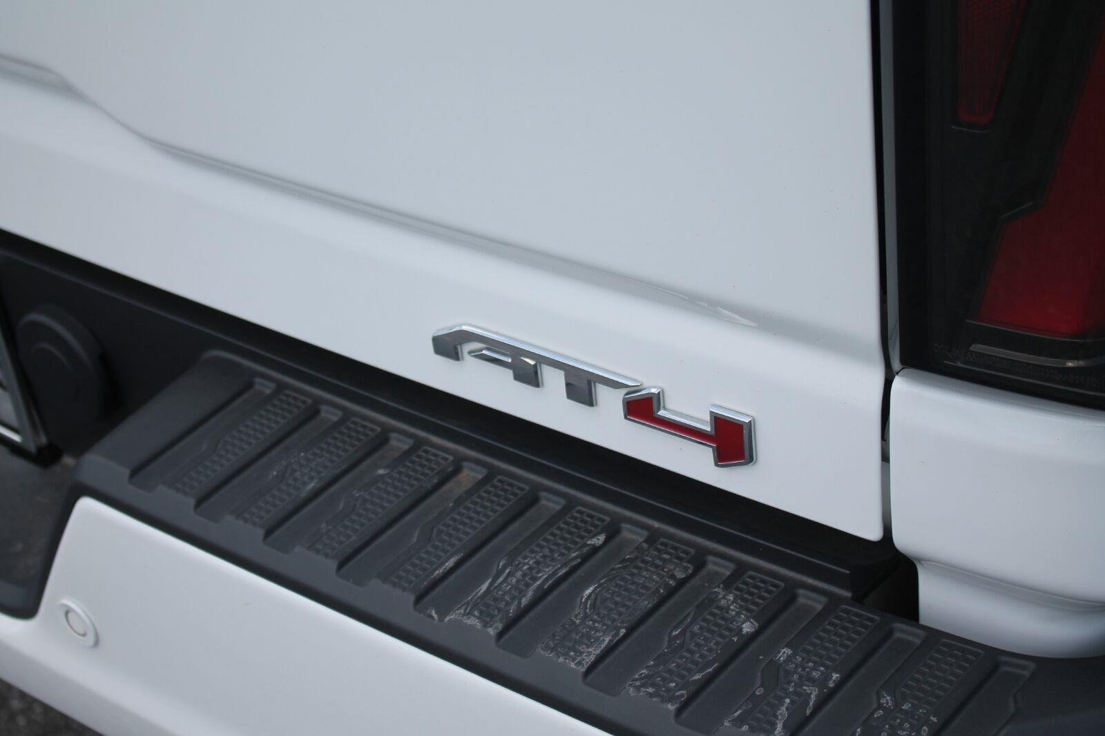 Used 2024 Summit White GMC AT4 image 30