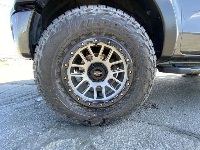 Used 2019 Magnetic Ford XL image 10