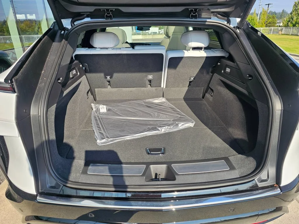 2026 Cadillac LYRIQ Luxury - Photo 13