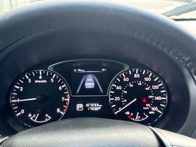 Used 2014 Black Nissan 2.5 SV image 25