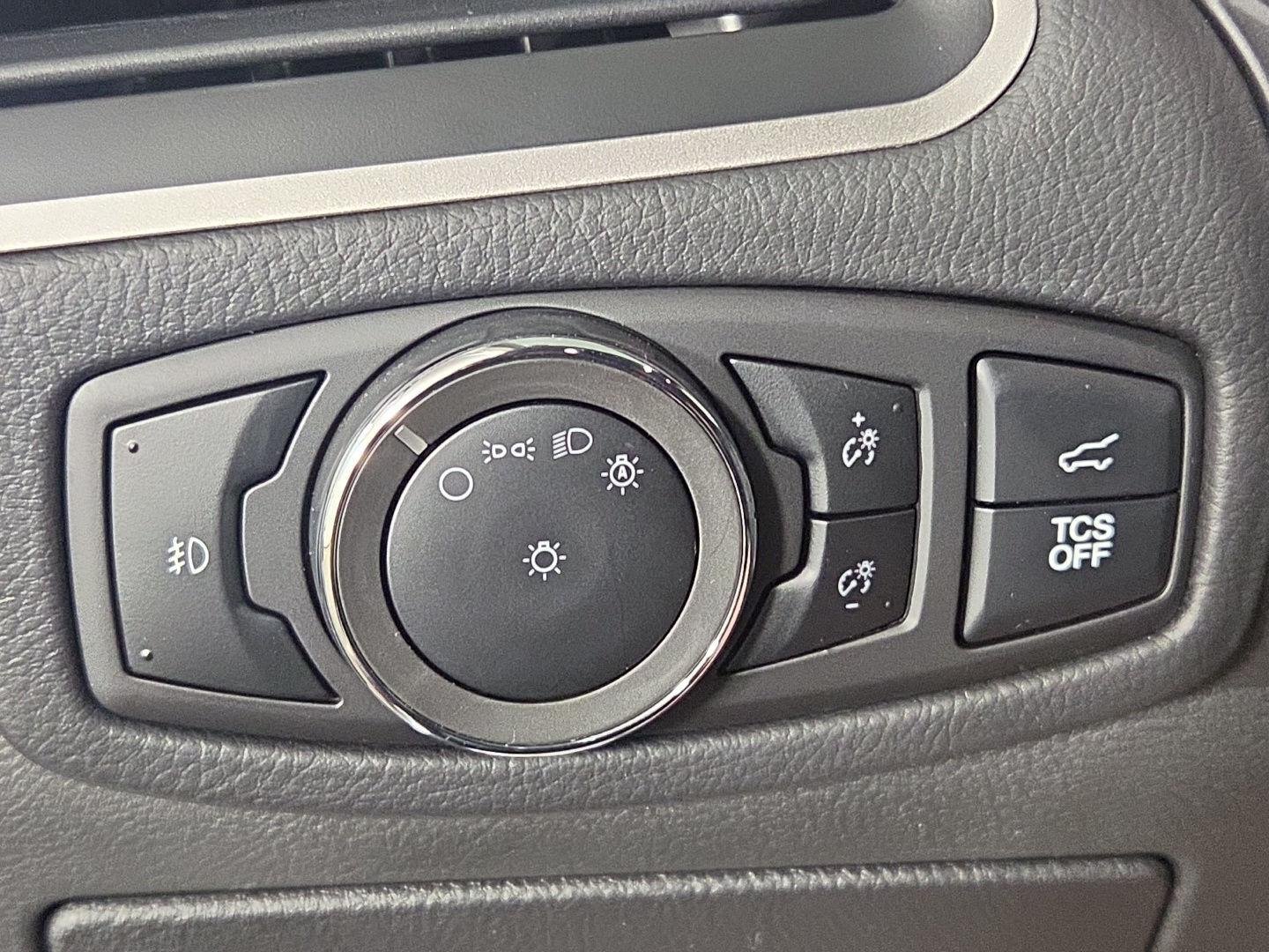 Used 2024 Iconic Silver Ford SEL image 11