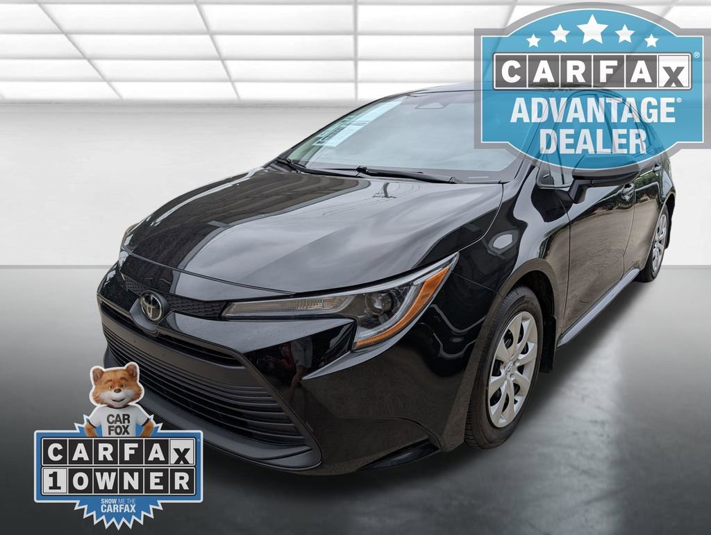 2025 Toyota Corolla LE - Photo 25