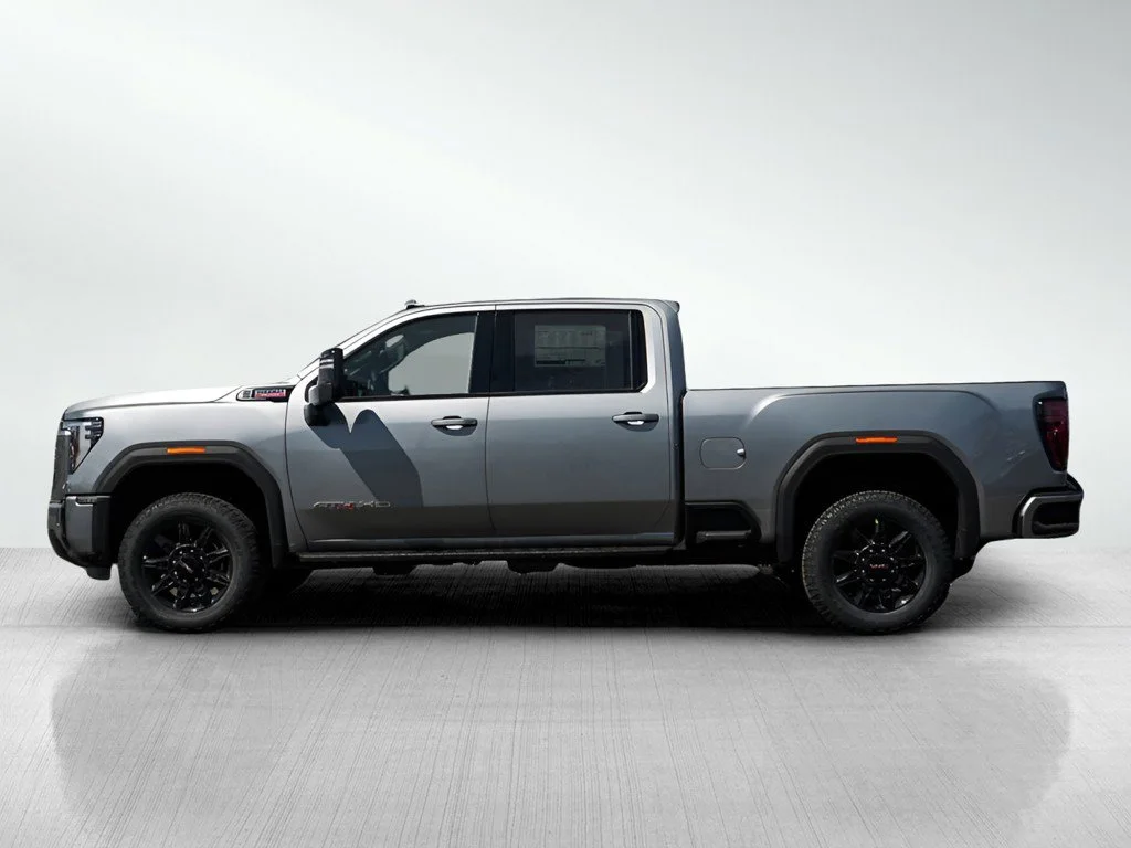 2026 GMC Sierra 2500HD AT4 - Photo 4