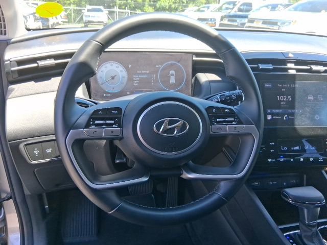 Used 2023 Shimmering Silver Hyundai SEL image 27