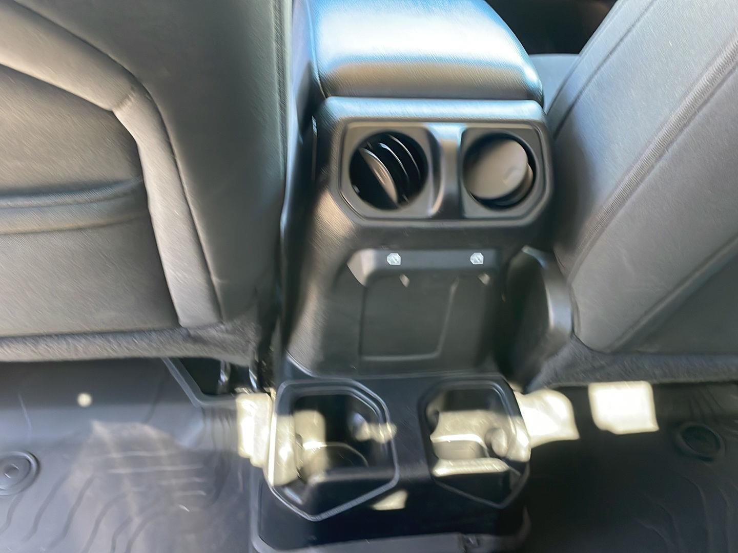 Used 2022 Hydro Blue Pearlcoat Jeep Altitude image 20