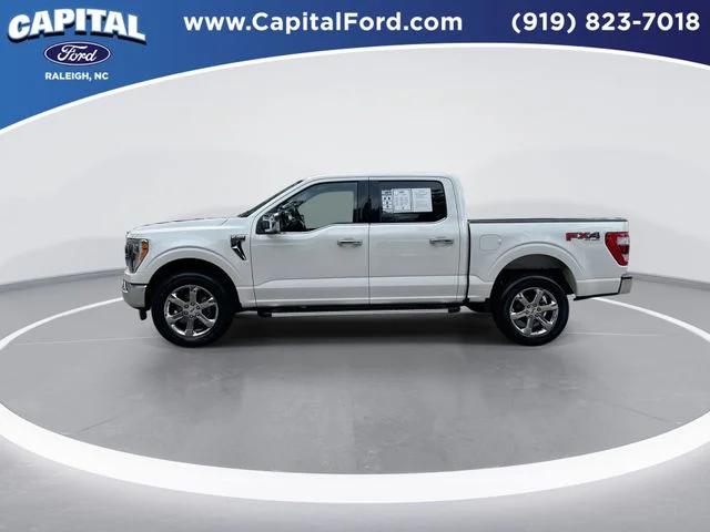 Used 2022 White Ford Lariat image 5