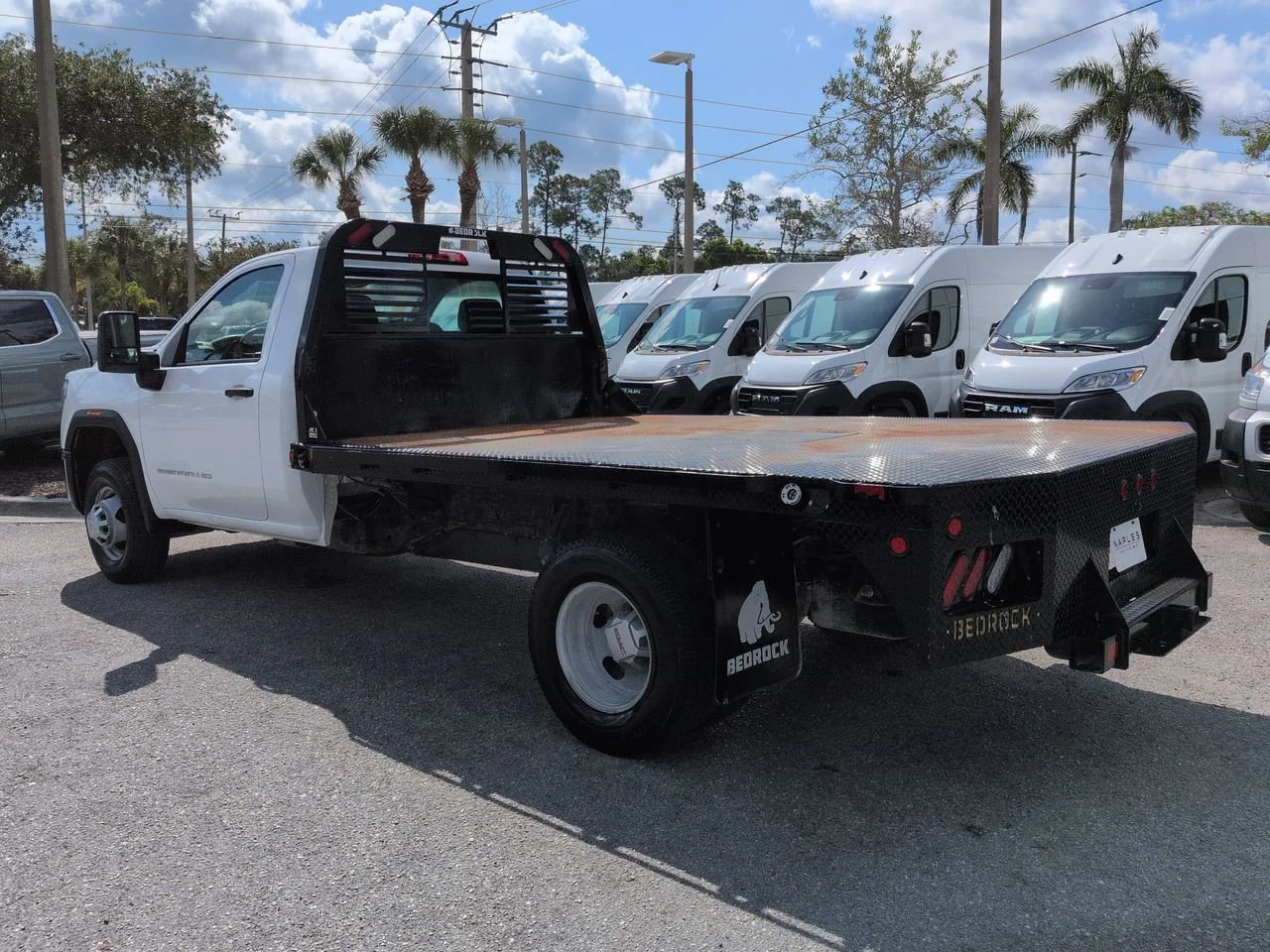 Used 2024 Summit White GMC Pro image 7