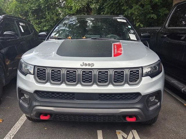 Used 2024 Black Jeep Trailhawk image 2