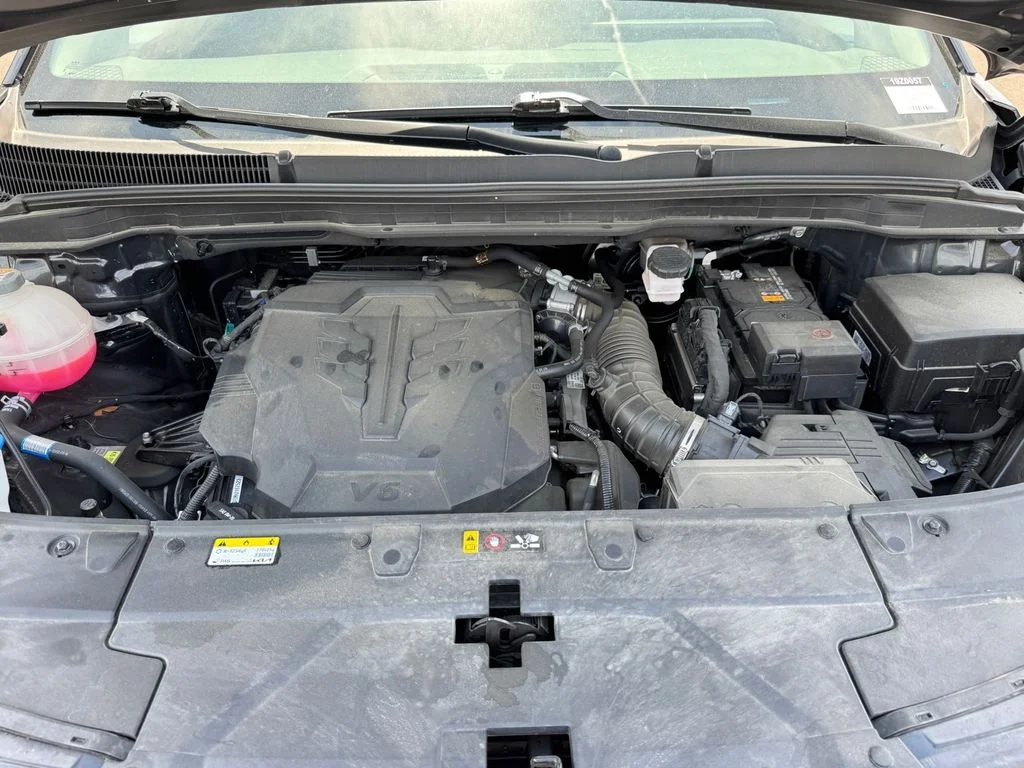 Used 2025 Gray Kia LXS image 19