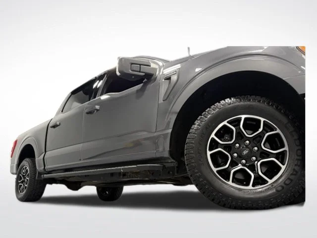 Used 2022 Gray Ford XLT image 2