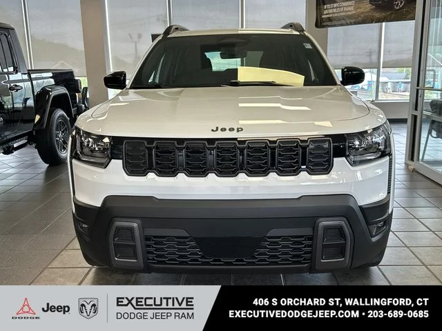 New 2026 Bright White Clear-Coat Exterior Paint Jeep Laredo image 5